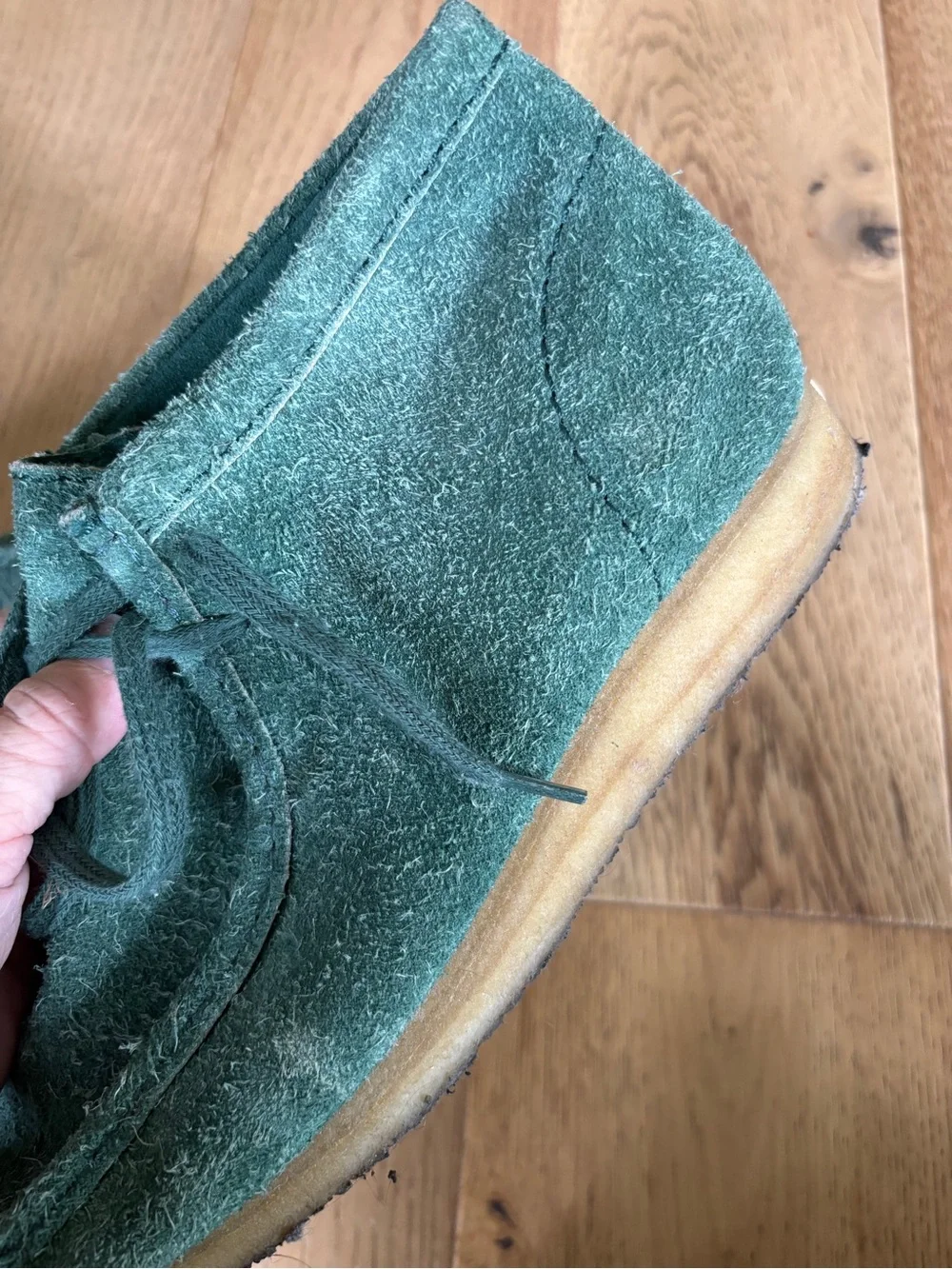 Clarks wallabee boot in forest green mens 10